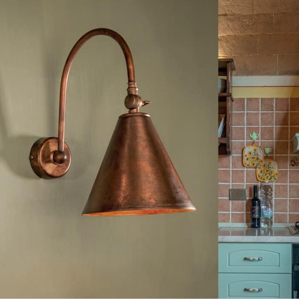 medena stredomorska lievik lampa vintage patinovana talianska toskanska obyvacka kuchyna spalna rustikalna starozitna klasicka osvietenie lameridiana zariadenie imas florencia.jpg